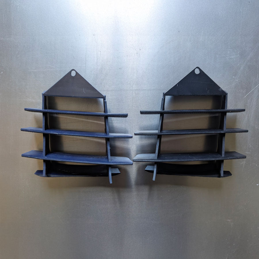 Grilles pare-chocs gauche et droite - Peugeot 205 Rallye