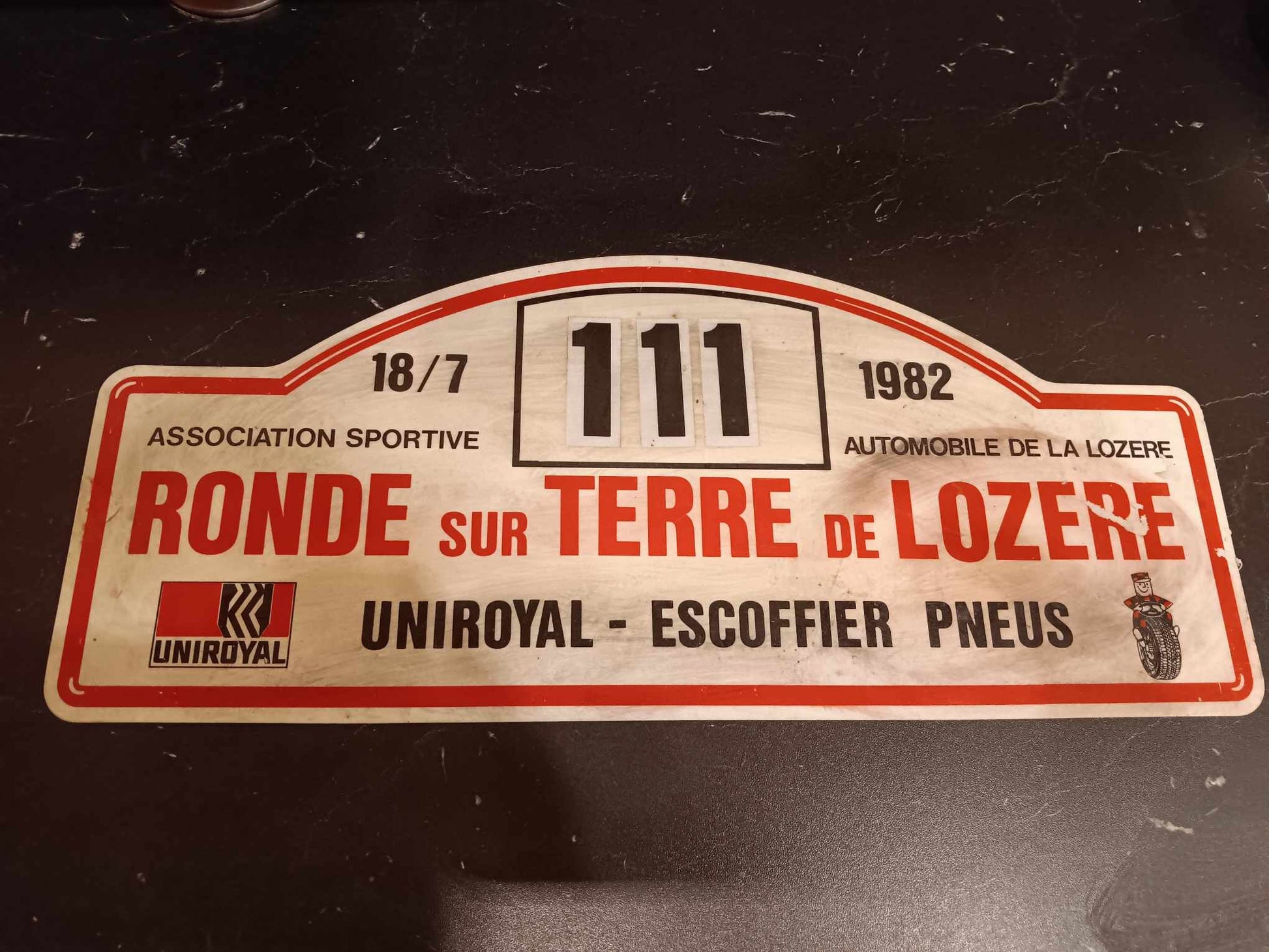 Plaque Ronde sur terre de LOZERE 1982