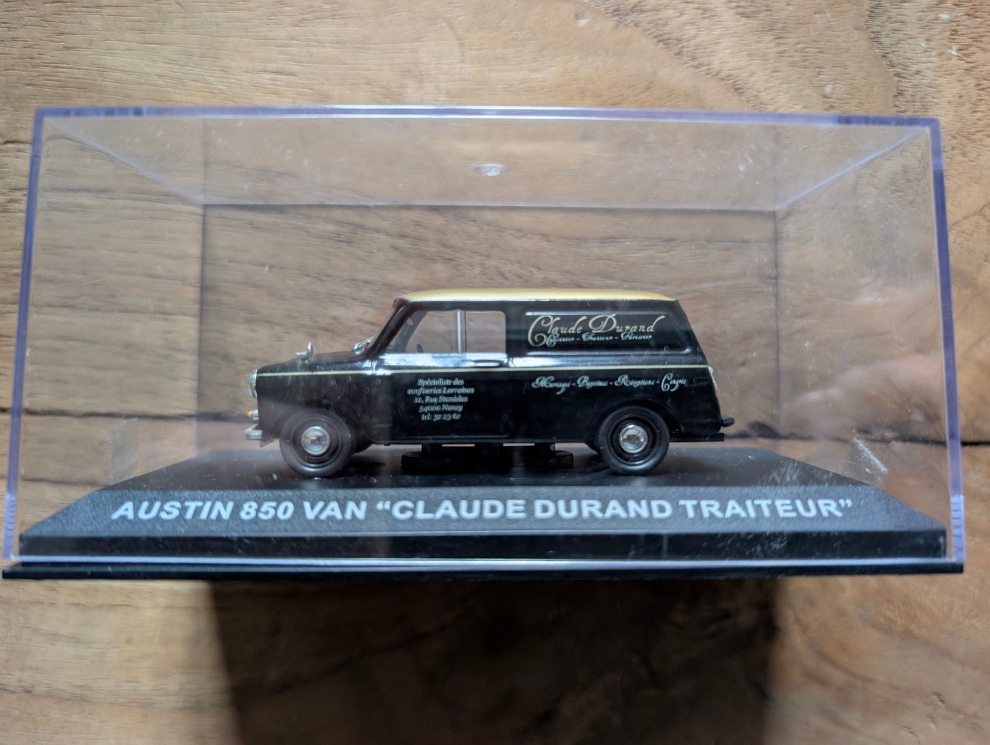 Miniature Austin 850 Van – Claude Durand Traiteur (1/43)